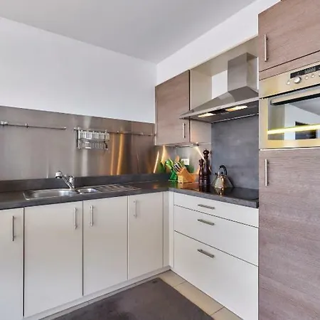 Penthouse Bij Leopoldpark Apartment *