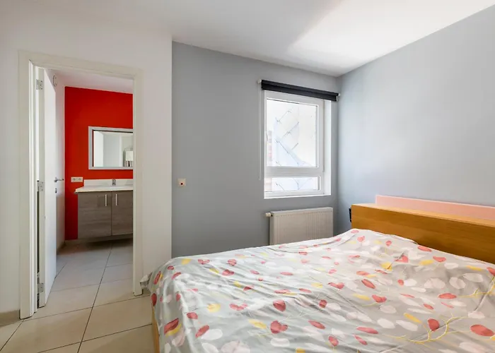 Apartment Penthouse Bij Leopoldpark Ostende