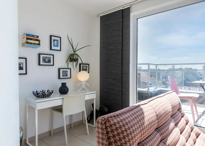 Apartment Penthouse Bij Leopoldpark Ostende